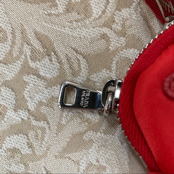 Prada Re Edition - Picture 9 of 13